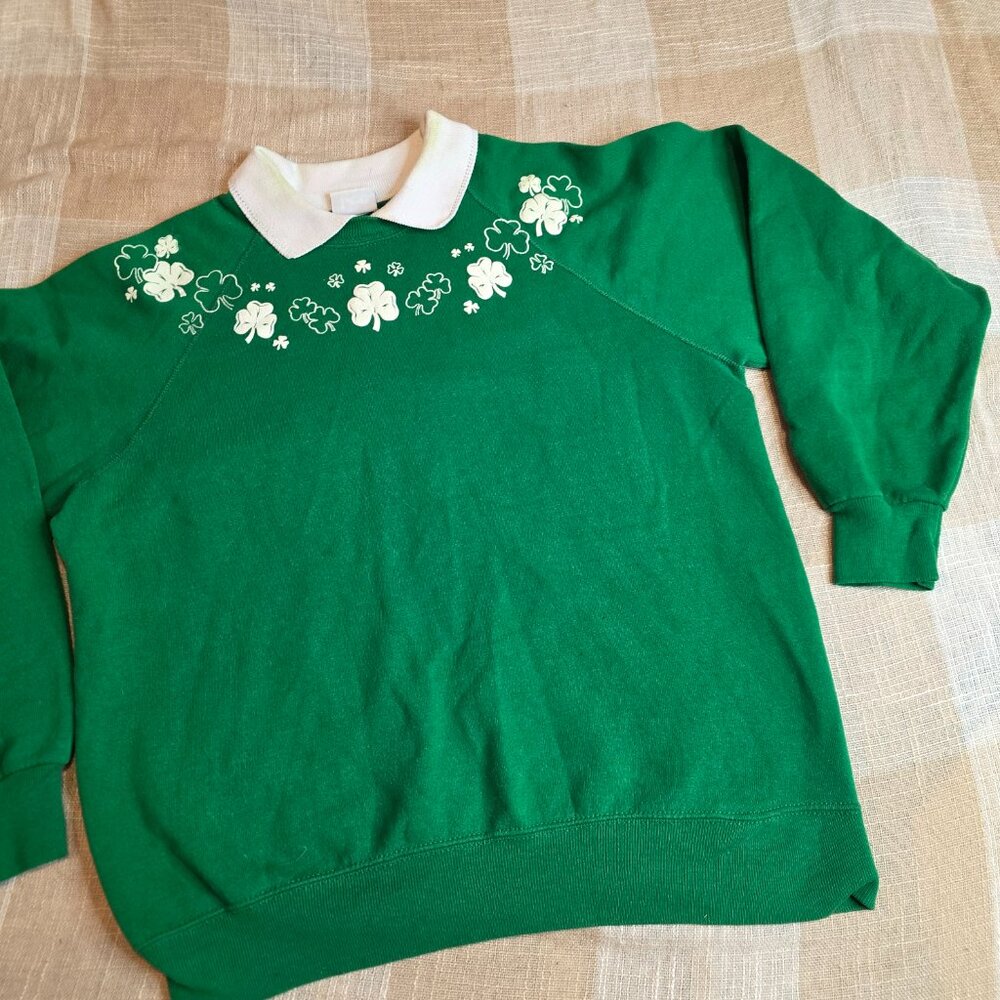 Cottagecore Granniecore Preppy Acedemia St. Patrick's Day Collared Sweatshirt - Picture 8 of 10